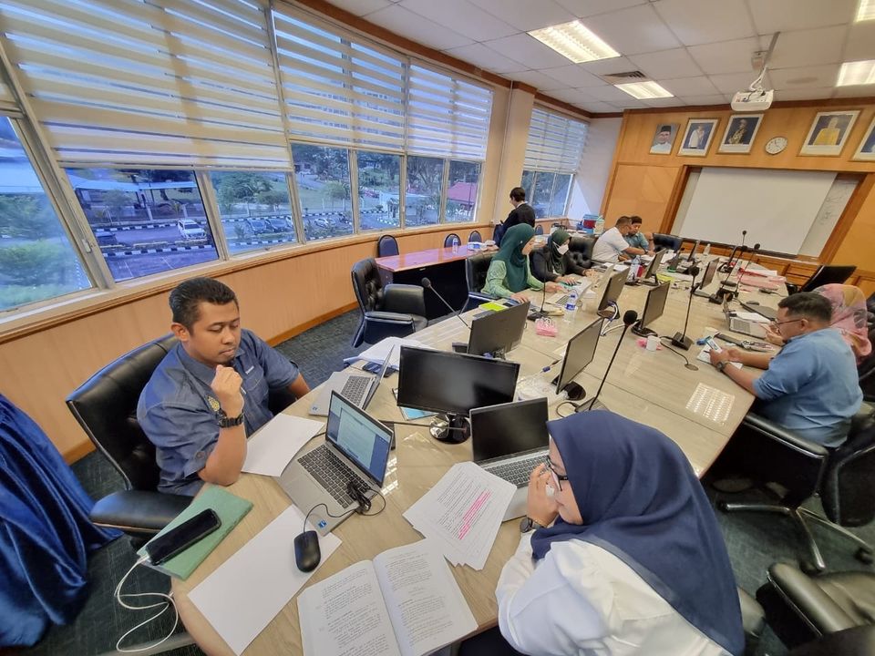Discussions on the Implementation of P&I Insurance in Malaysia and Briefing on Domestic Shipping License